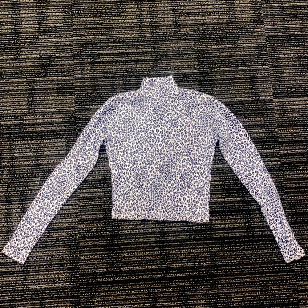 Brandy Melville Blue cheetah turtleneck long sleeve cropped shirt